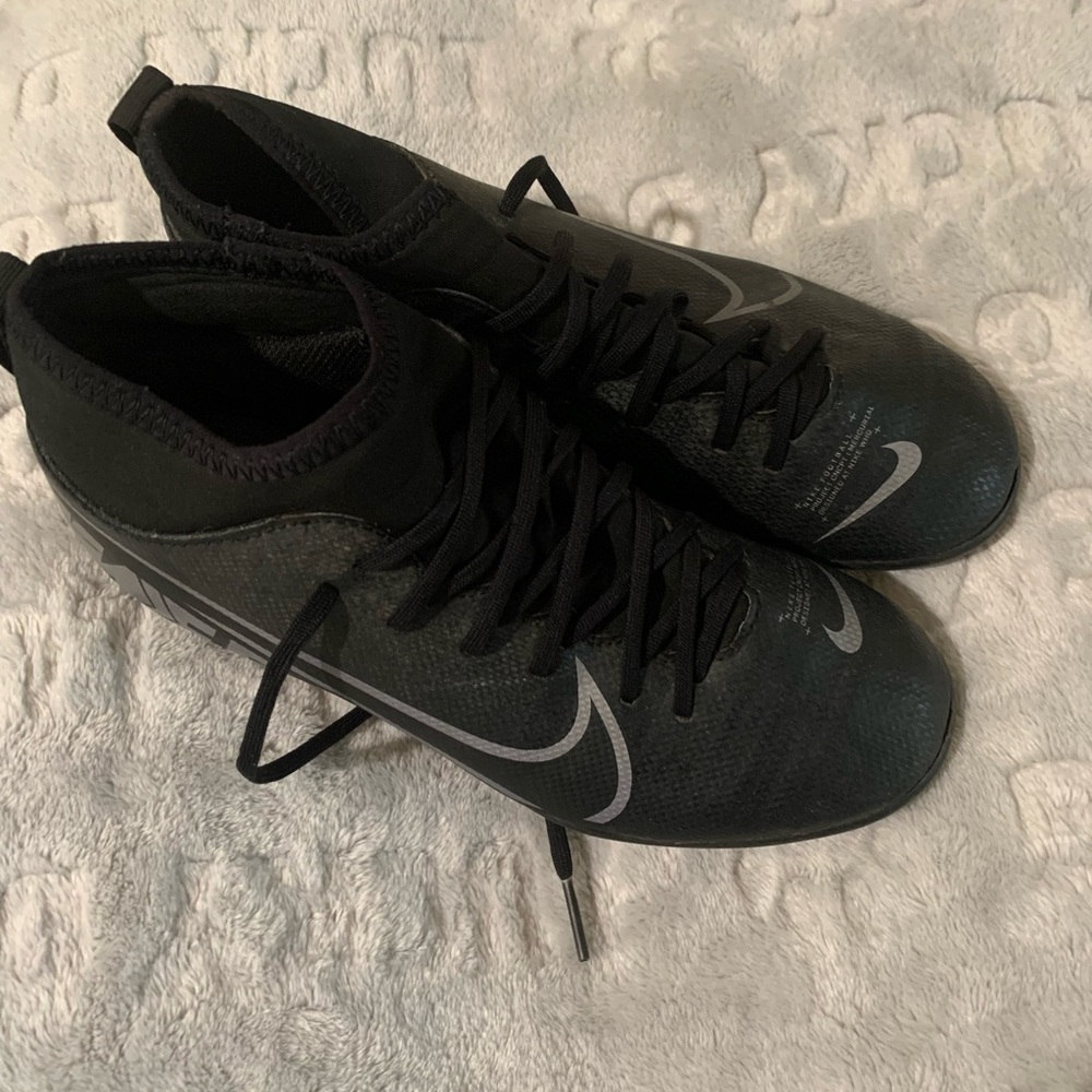Black Nike Mercurial Soccer Shoes with Youth Sock S… - Picture 3 of 7
